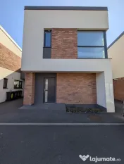 Casă nouă 3 dormitoare, panouri fotovoltaice, garaj - Dumitru Mocanu 