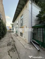 Casa zona centrala, teren 800 mp 