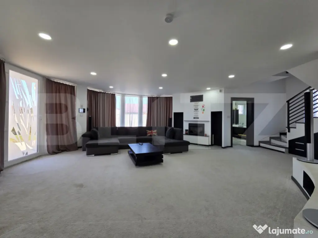 Arhitectură Vizionară și Independență Energetică în E