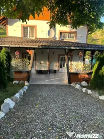 Casa multifunctioanala 100 mp utili, 2000 mp teren, Sadova