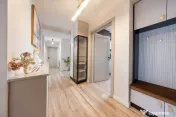 Coresi-Penthouse 3 camere +loc de parcare subteran 203mp 