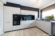 Coresi-Penthouse 3 camere +loc de parcare subteran 203mp 