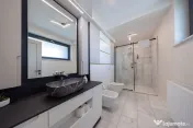 Coresi-Penthouse 3 camere +loc de parcare subteran 203mp 