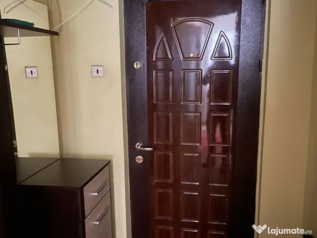 Inchiriez apartament 2 camere, zona Tatarasi - Vasile Lupu, bl. G2