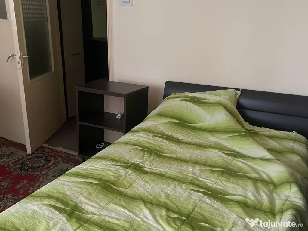 Inchiriez apartament 2 camere, zona Tatarasi - Vasile Lupu, bl. G2
