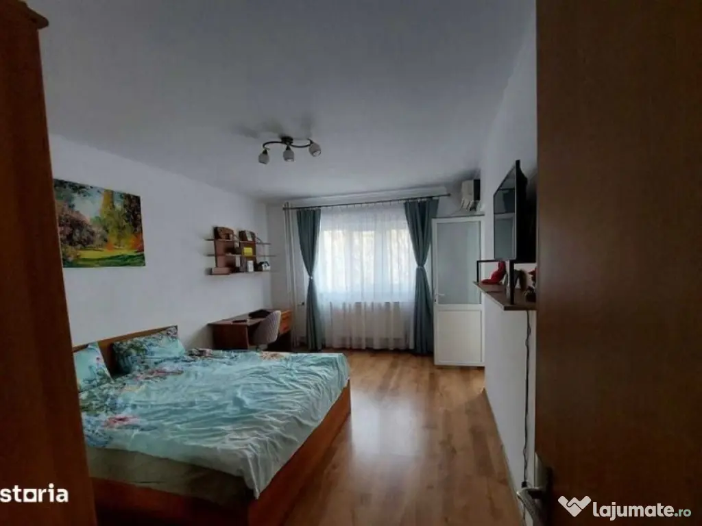 Timpuri noi tineretului piscului etaj 2