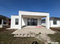 De vanzare casa in Santandrei cu gard de imprejmuire din pla