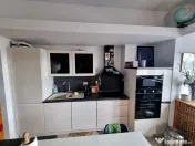 Faleza nord- apartament 2 camere transformat cu vedere la... 