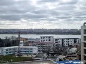 Faleza nord- apartament 2 camere transformat cu vedere la... 