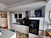 Faleza nord- apartament 2 camere transformat cu vedere la... 
