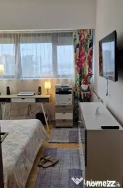 Faleza nord- apartament 2 camere transformat cu vedere la... 