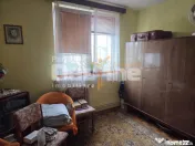 Apartament cu 2 camere, etaj intermediar, lift, bloc izolat 