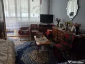 Apartament cu 2 camere, etaj intermediar, lift, bloc izolat 