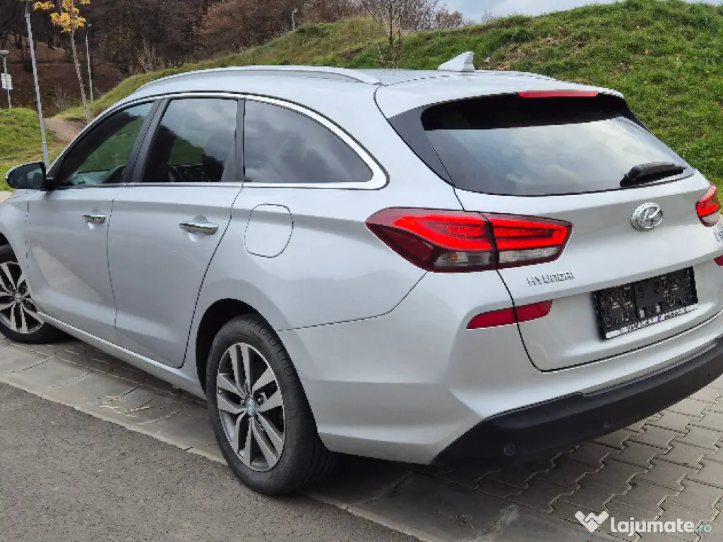 Hyundai i30 Facelift 1.6CRDi Automat 7+1 Viteze Euro 6 Navigatie 116cp Camere