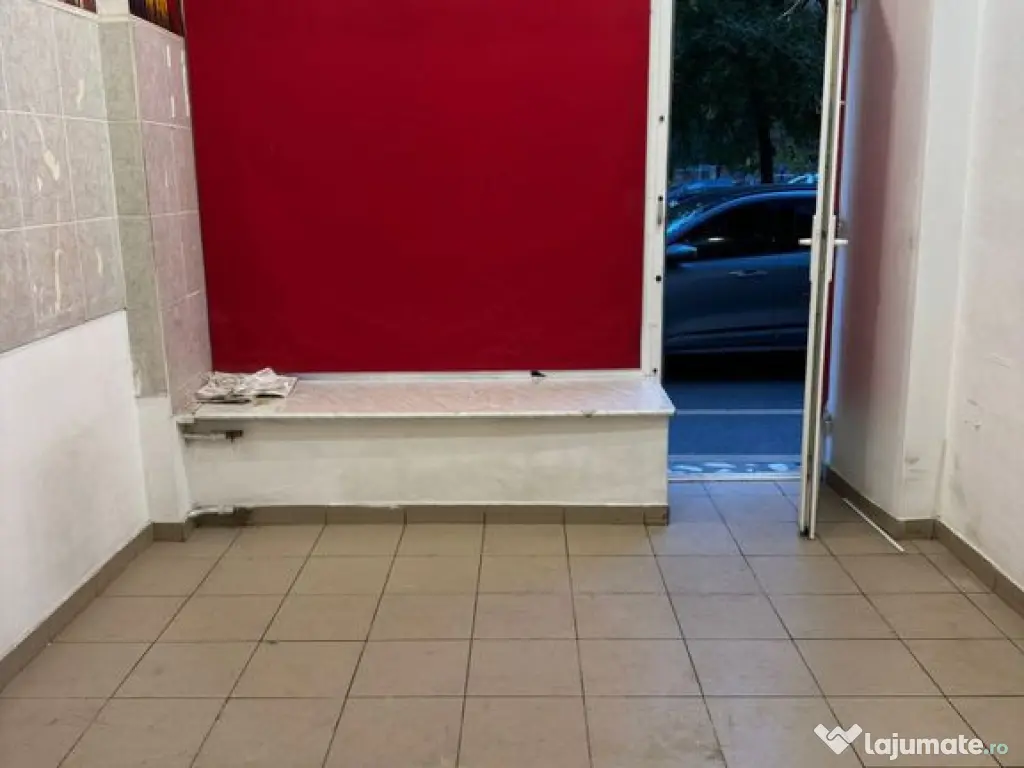 Spațiu stradal Mihai Bravu 18 mp