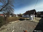 Casa batraneasca cu 800 mp teren de vanzare in Tache / Bacau 