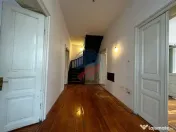 De inchiriat cladire Ultracentral 