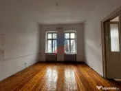 De inchiriat cladire Ultracentral 