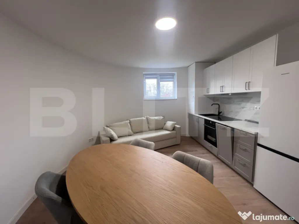 Apartament 2 camere, Lux, Europa, parcare inclusa