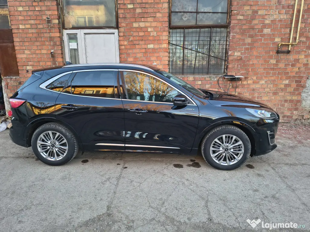 Ford Kuga Vignale P H E V 2021