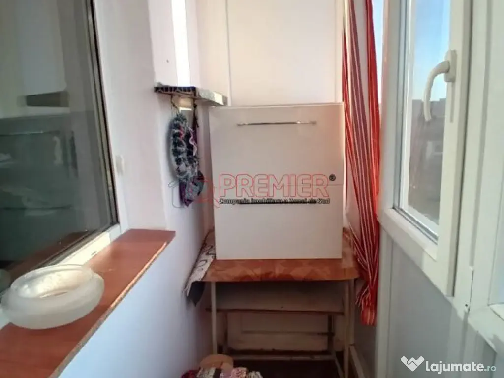 Nitu Vasile - Bd Brancoveanu 2 camere decomandat