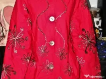 Geaca superbă brodata cu mărgele