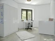 Apartament 4 camere, curte proprie 233mp, zona Bartolomeu. 