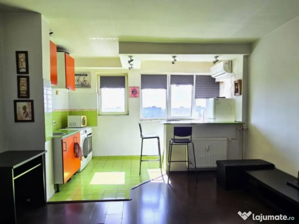 Garsonieră de vânzare în Titan, Constantin Brâncuși |