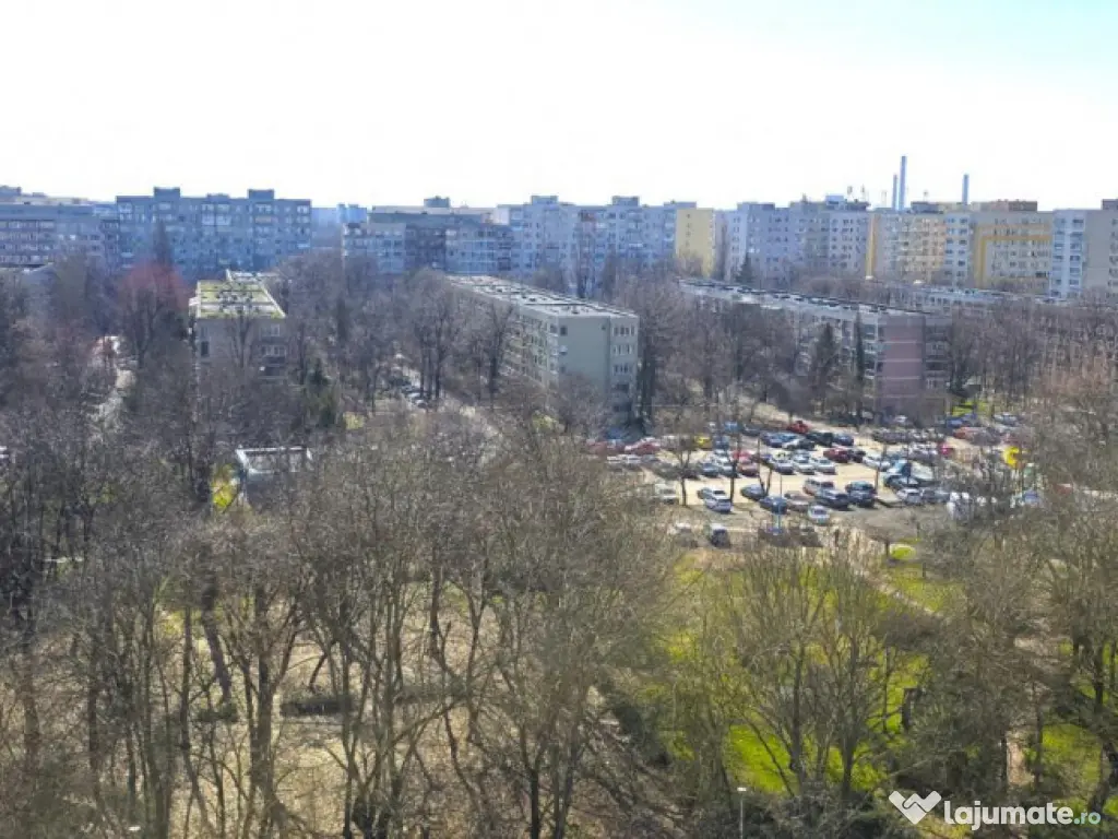 Garsonieră de vânzare în Titan, Constantin Brâncuși |