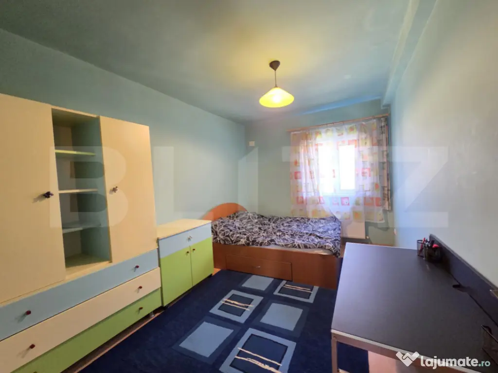 Apartament 3 camere, 60 mp, intermediar, parcare, La 5 minut