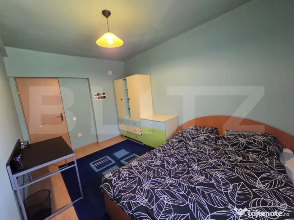 Apartament 3 camere, 60 mp, intermediar, parcare, La 5 minut