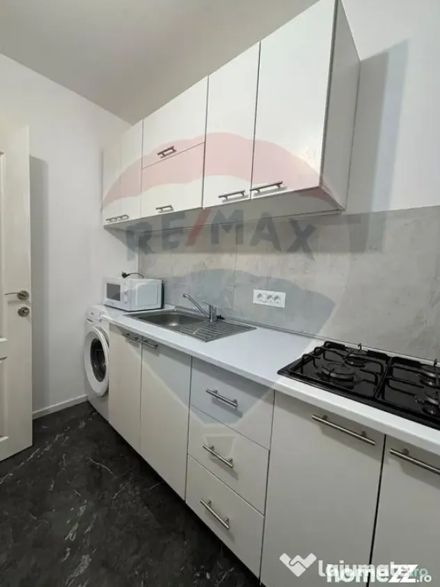 Apartament cu 1 camere de vânzare pe strada MOTORULUI re...
