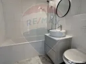 Apartament cu 4 camere de închiriat în zona Polivalenta 