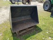 Tractor si plug reversibil 