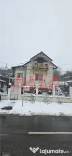 CASA DE VANZARE CU GARAJ,ZONA BOLD