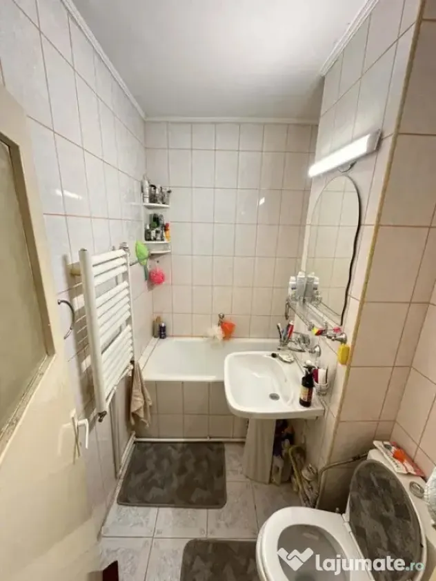 - Calarasilor Viziru - Apartament 2 camere decomandat, supra