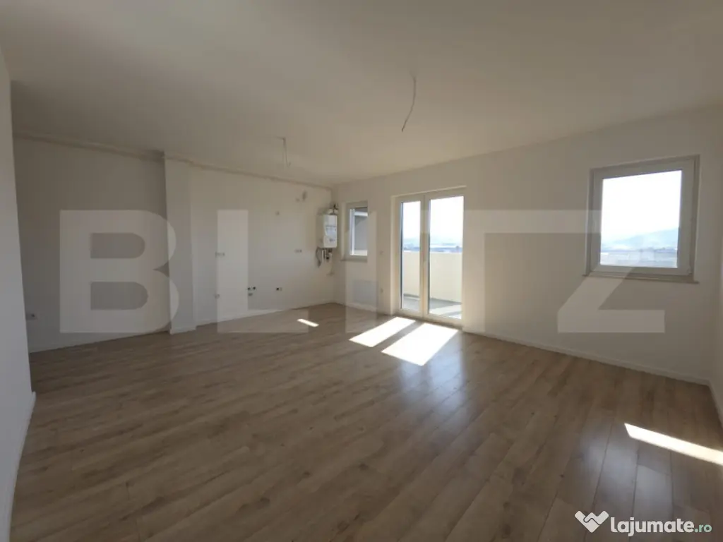 Apartament 3 camere, 2 băi, 2 balcoane, bloc nou