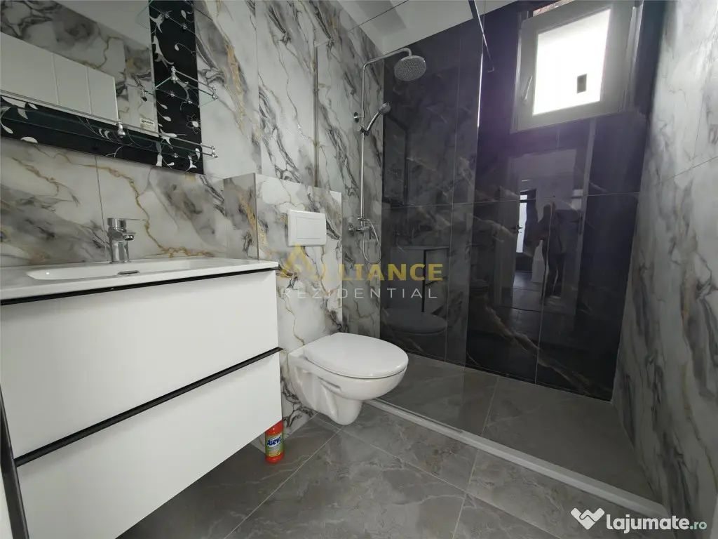 Cas#259; individuala premium 3 camere | 81 mp utili | Teren