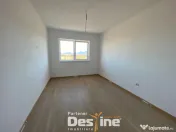 Studio 50 mp, etaj intermediar, cu balcon si loc de parcare, 