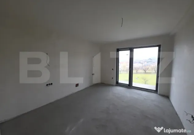 Apartament spațios 110 mp, 2 parcări, terasă și curte, f