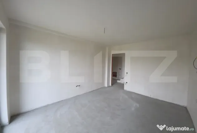 Apartament spațios 110 mp, 2 parcări, terasă și curte, f