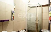 De vanzare, apartament 3 camere decomandate, etaj 3/6, zona 