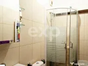 De vanzare, apartament 3 camere decomandate, etaj 3/6, zona