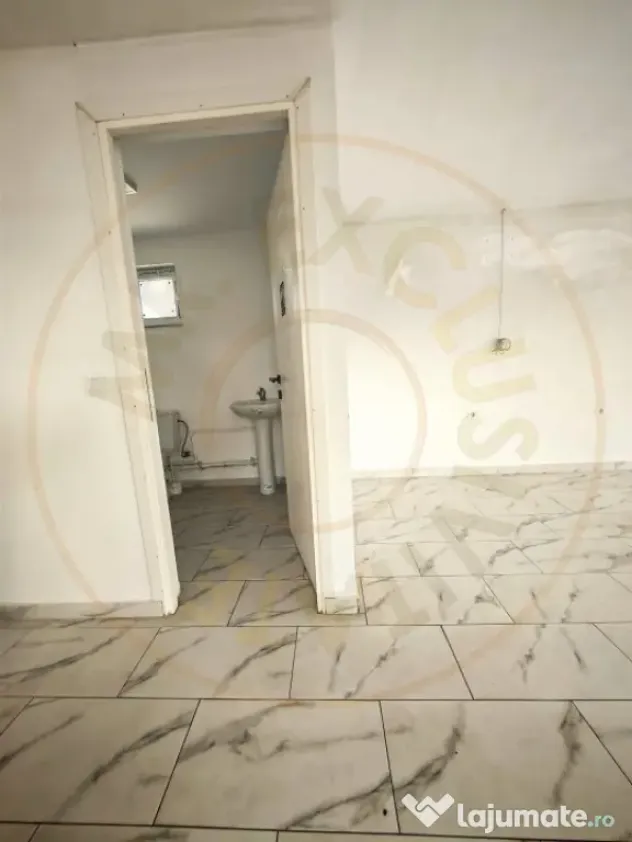 Casă cu teren generos în Dârmănești, Argeș-ideală pen