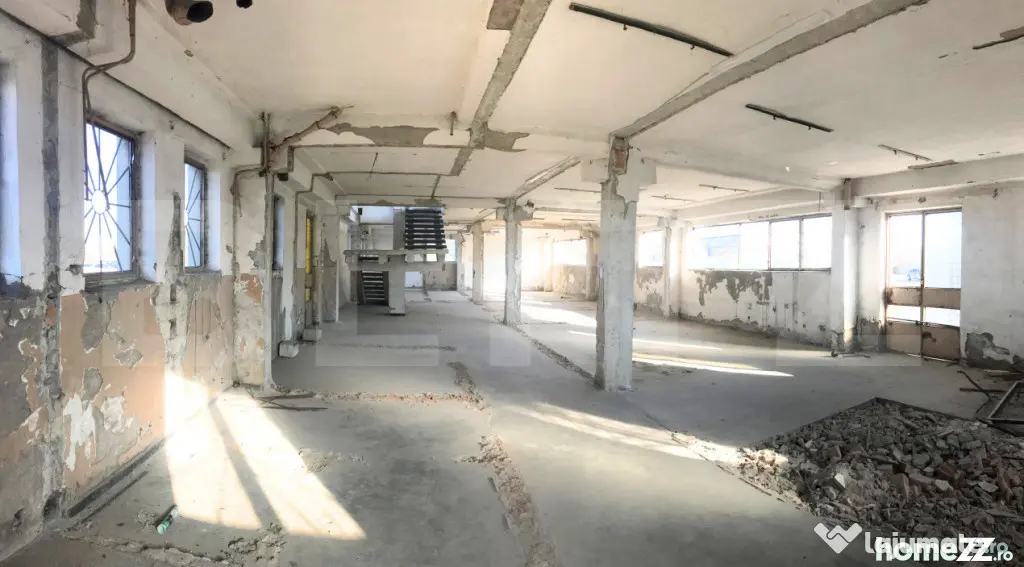 Clădire Spatiu Comercial 780 mp pe DN Târgoviște–Găeș - Targoviste (Dambovita)