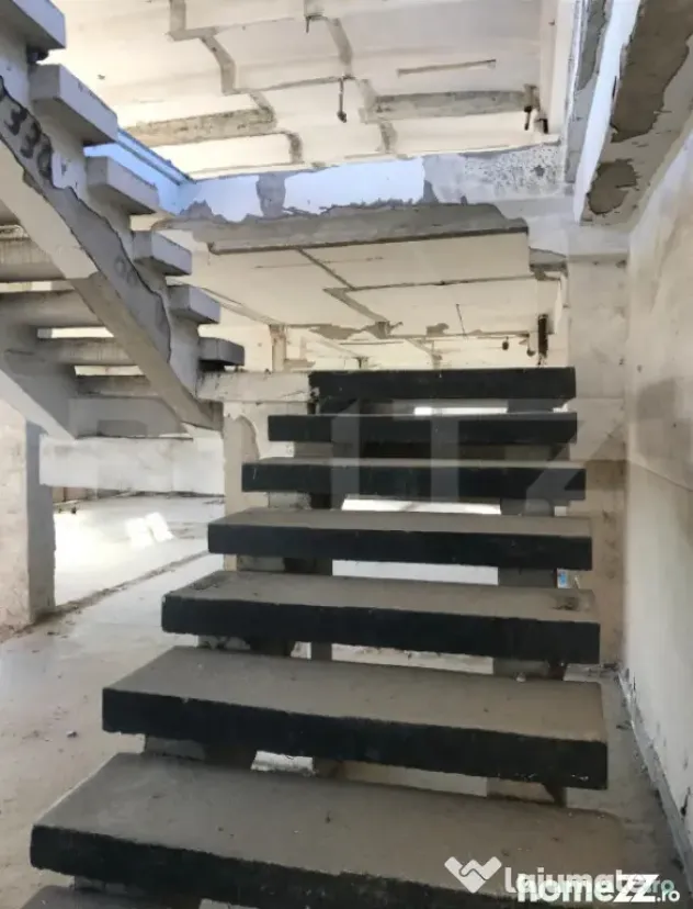 Clădire Spatiu Comercial 780 mp pe DN Târgoviște–Găeș - Targoviste (Dambovita)