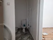 Spațiu comercial de 1,000mp de vânzare în zona P-ta Un... 