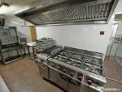 Spațiu comercial de 1,000mp de vânzare în zona P-ta Un... 