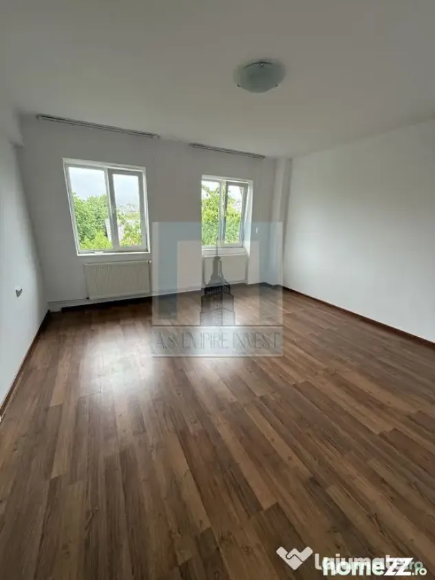Apartament 2 camere decomandat - zona Centrul Civic