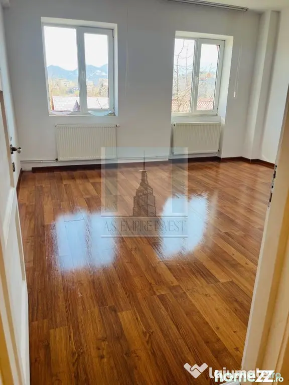 Apartament 2 camere decomandat - zona Centrul Civic